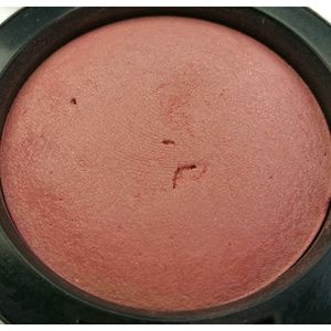 MAC Cosmetics Makeup - MAC Dainty mineralize blush MAC Cosmetics Makeup - MAC Dainty mineralize blush